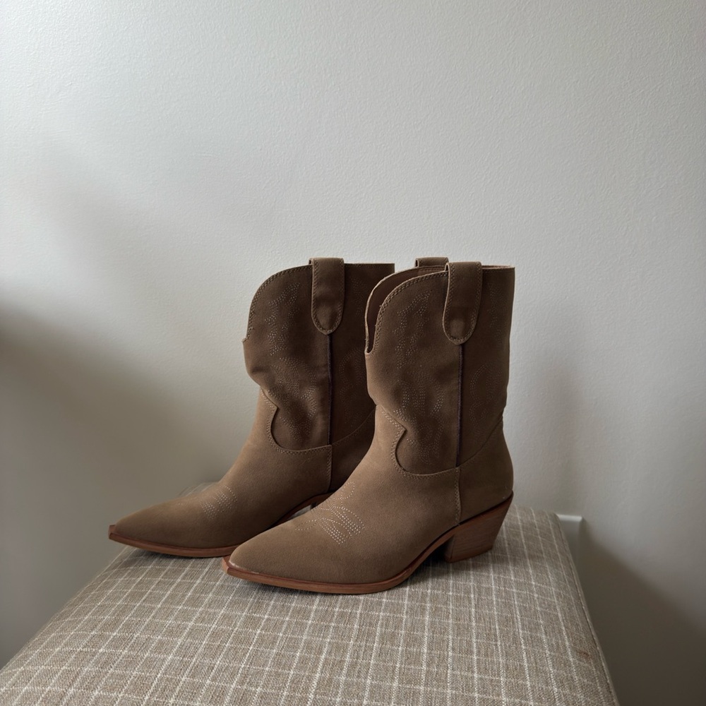 Tan Suede Western Boots for Women